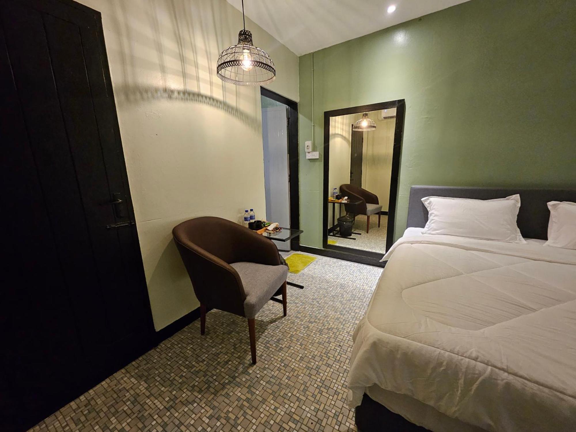 איפוה 85 Boutique Hotel מראה חיצוני תמונה