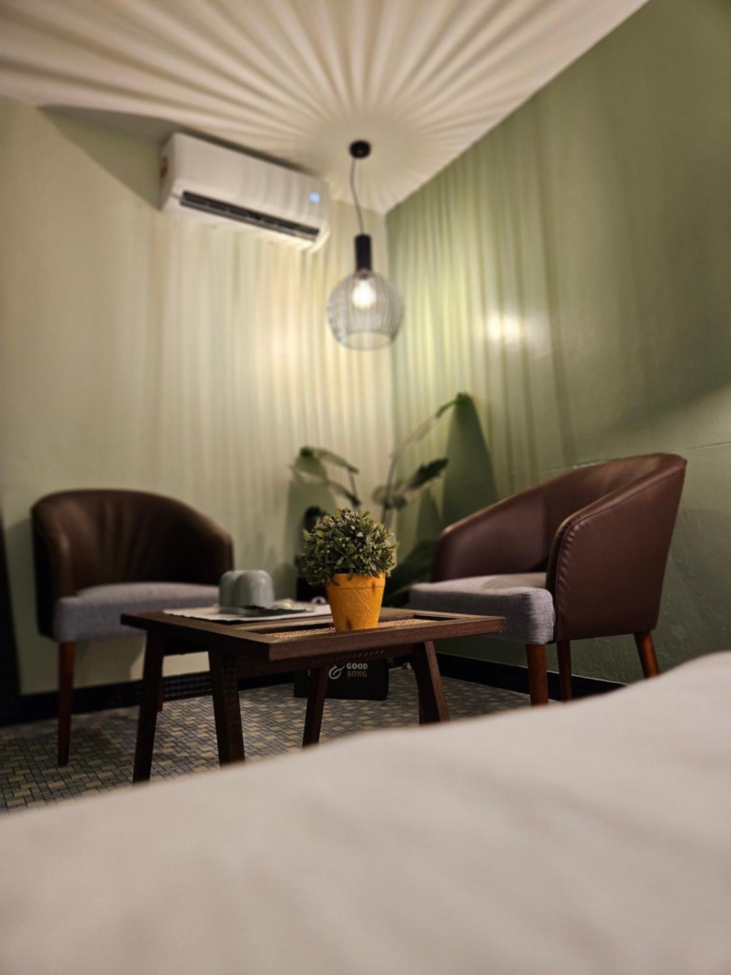 איפוה 85 Boutique Hotel מראה חיצוני תמונה